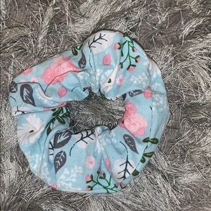 Blue flower scrunchie
